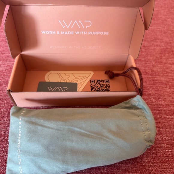 WMP Modern One Tortoise Sunglasses. NWT. With Lint Free Bag for storage - Picture 4 of 8